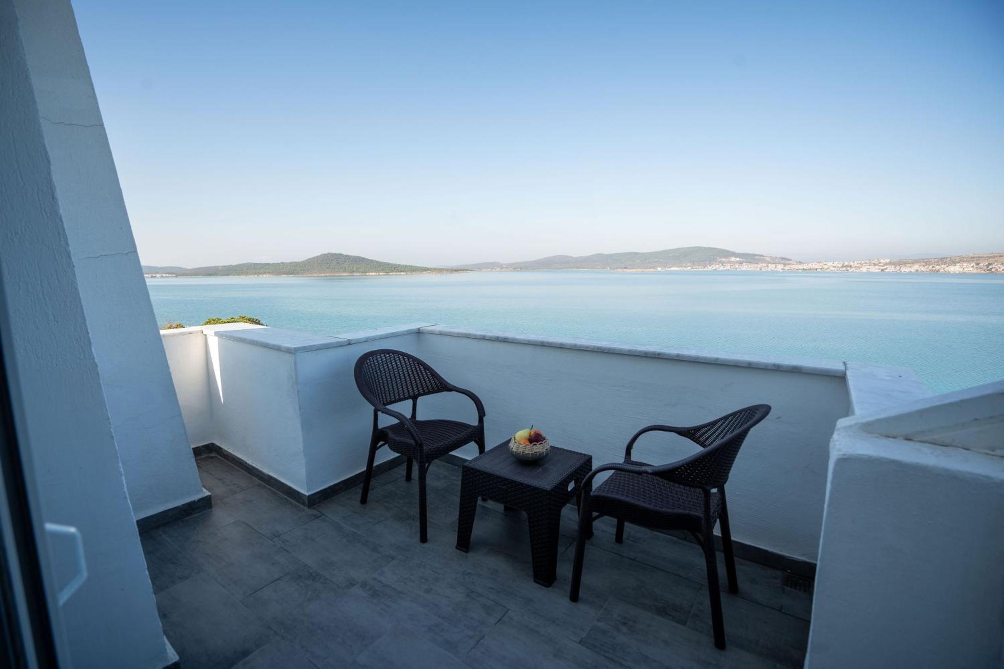Camlik 87 Hotel Ayvalı מראה חיצוני תמונה